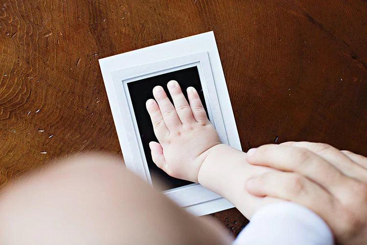 Baby Handprint Kit Application